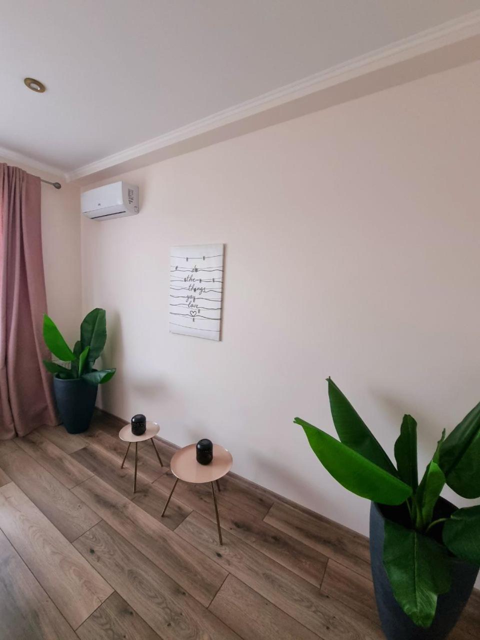 Royal House Apartment Киев Экстерьер фото
