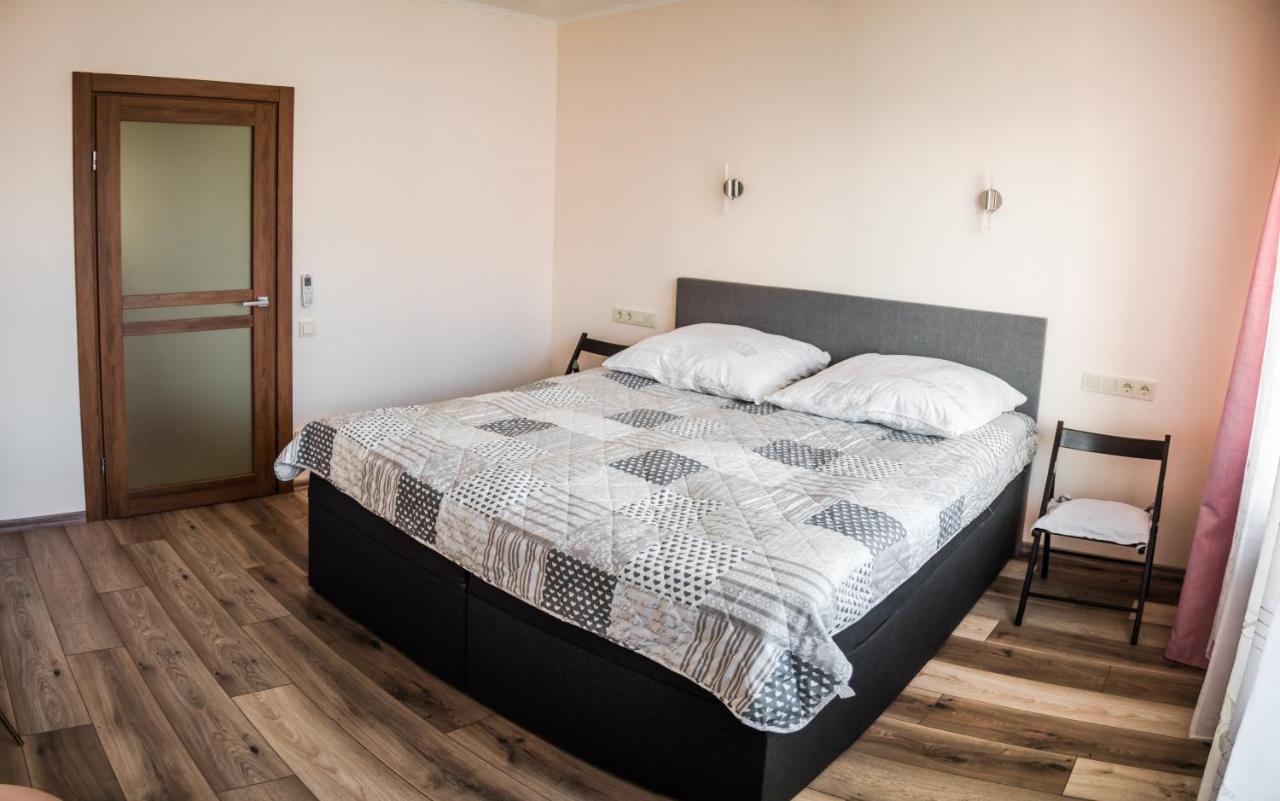 Royal House Apartment Киев Экстерьер фото